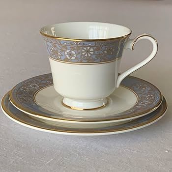   ロイヤルドルトンセット ロイヤルドルトンRoyal Doulton ブレックファーストセット
